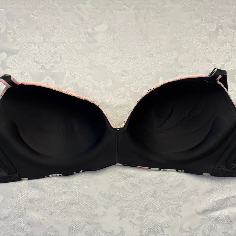 Cacique Lightly Lined T Shirt No Wire Bra Size 42D Black Pink Lace Floral Sexy‎ - Picture 5 of 8